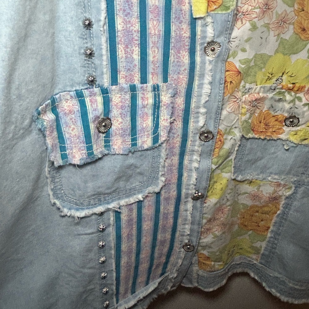 POL Light Blue Denim Floral Patch Mini Dress - Picture 4 of 14
